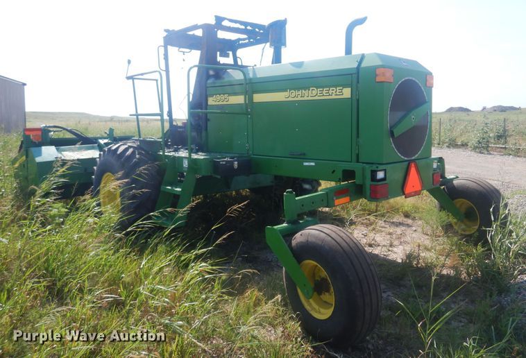 image for item KI9251 2004 John Deere 4995  windrower