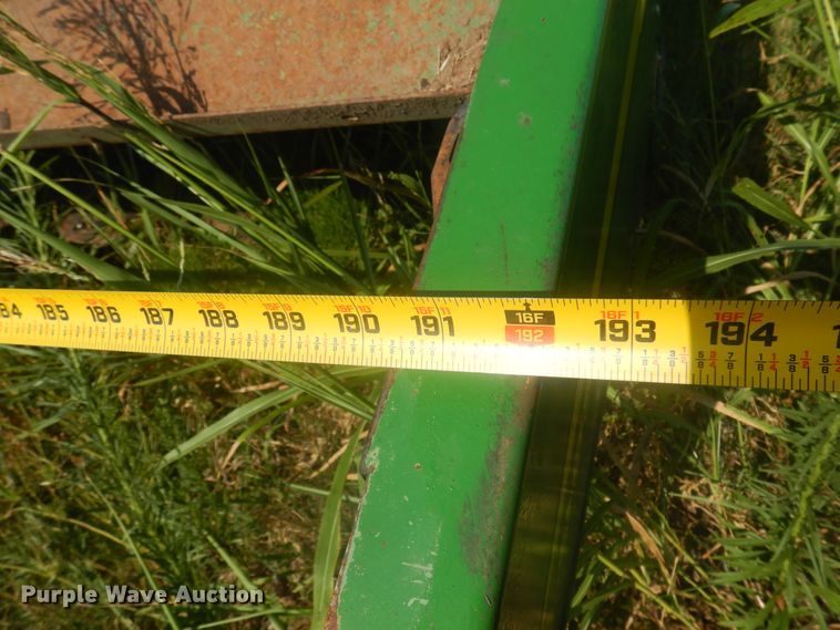 image for item KI9251 2004 John Deere 4995  windrower