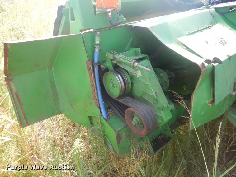 image for item KI9251 2004 John Deere 4995  windrower