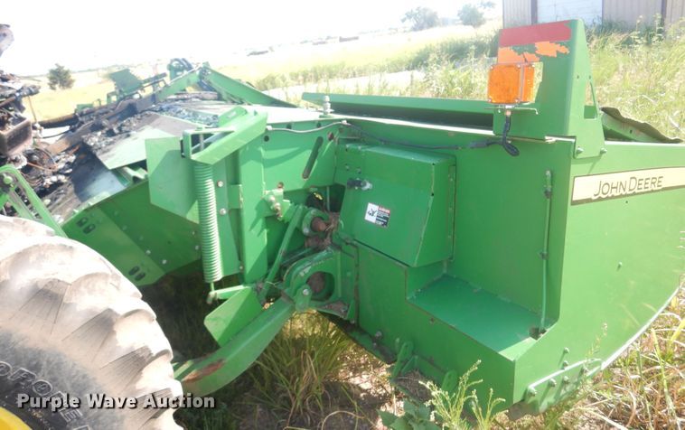 image for item KI9251 2004 John Deere 4995  windrower