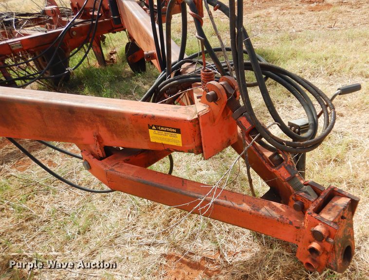 image for item KI9290 Sunflower 3670  sweep plow