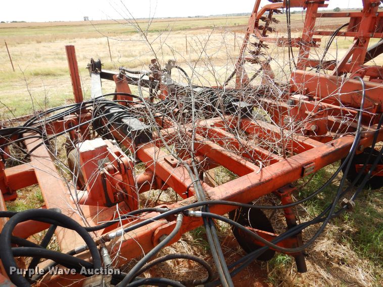 image for item KI9290 Sunflower 3670  sweep plow