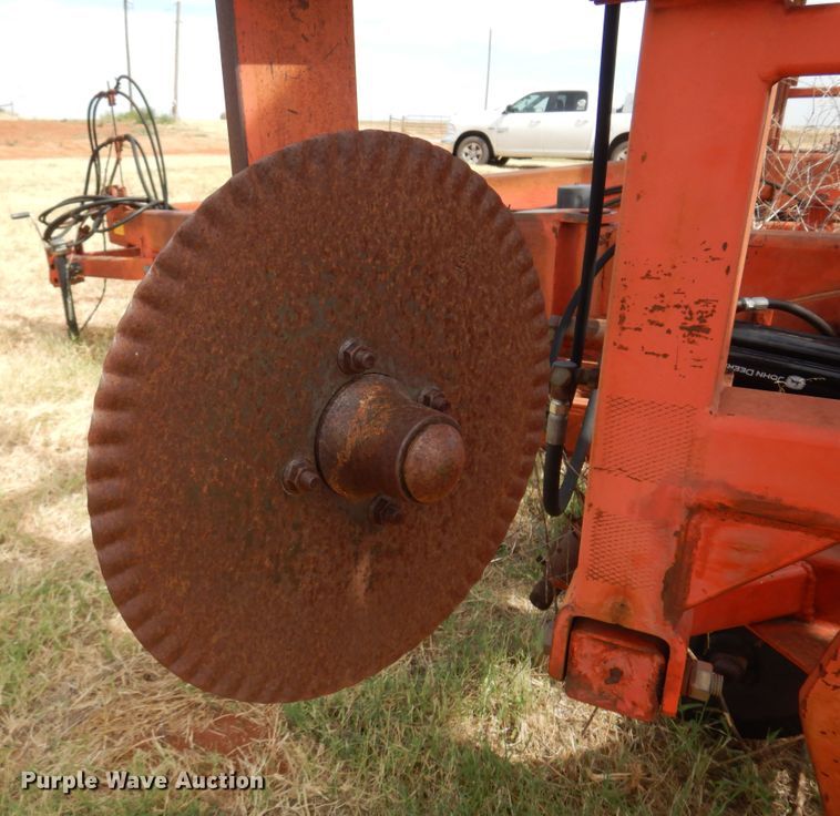 image for item KI9290 Sunflower 3670  sweep plow