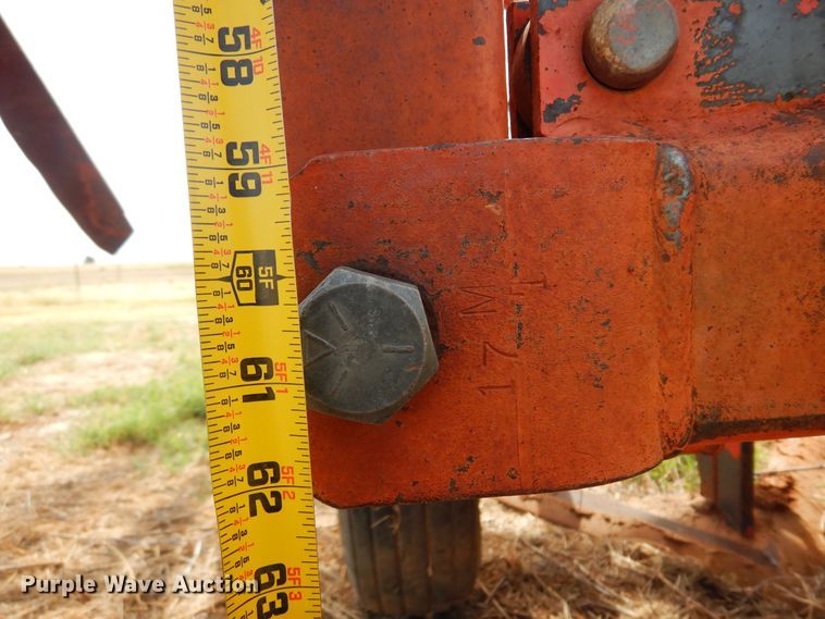 image for item KI9290 Sunflower 3670  sweep plow