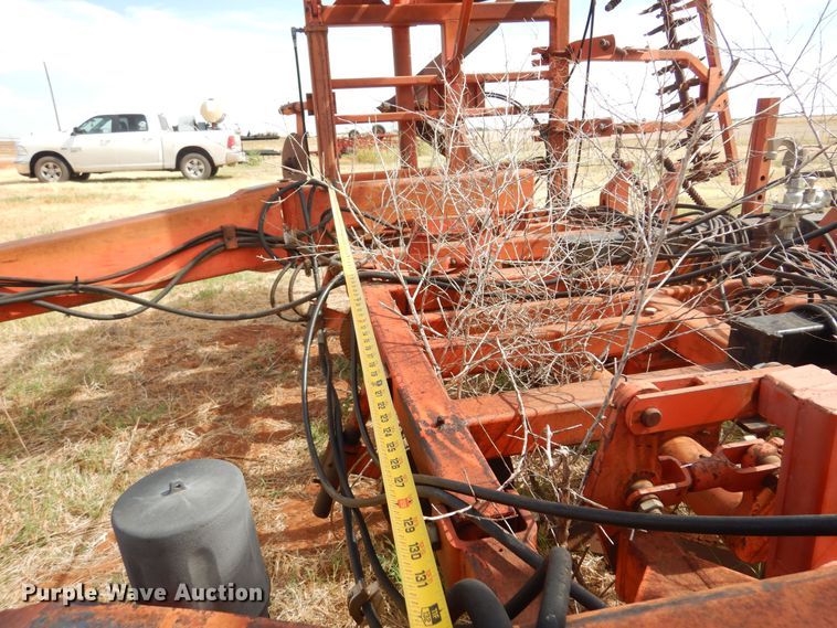 image for item KI9290 Sunflower 3670  sweep plow