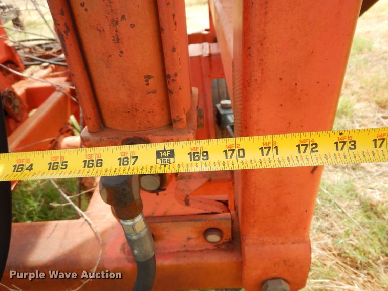 image for item KI9290 Sunflower 3670  sweep plow