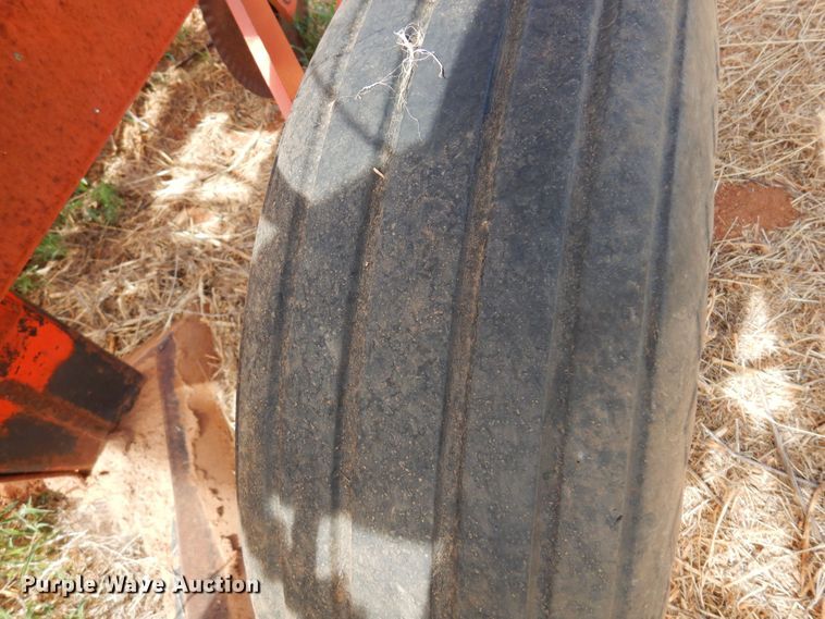 image for item KI9290 Sunflower 3670  sweep plow