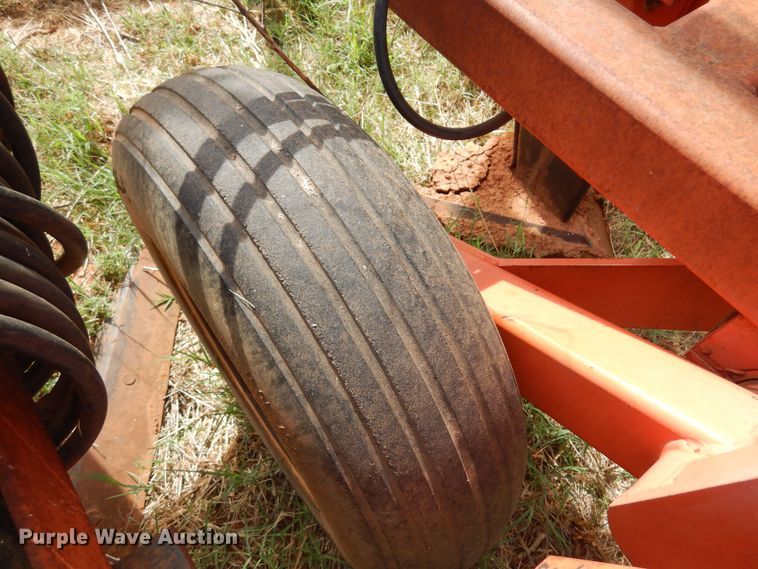 image for item KI9290 Sunflower 3670  sweep plow