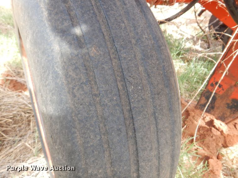 image for item KI9290 Sunflower 3670  sweep plow