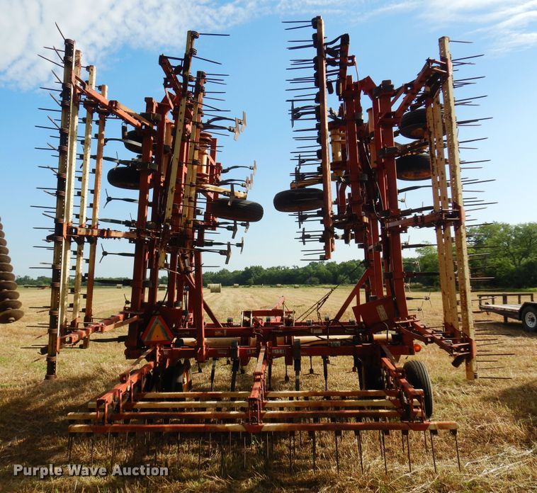 image for item KI9305 Krause 4241HR  field cultivator