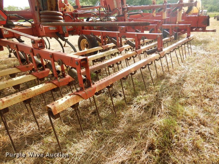 image for item KI9305 Krause 4241HR  field cultivator