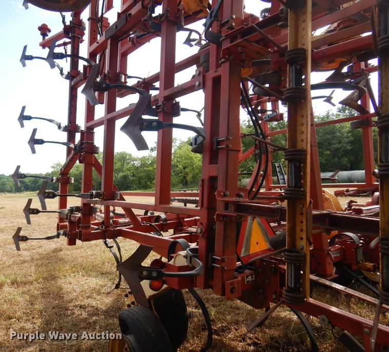 image for item KI9305 Krause 4241HR  field cultivator