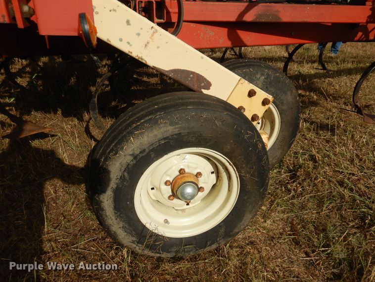 image for item KI9305 Krause 4241HR  field cultivator