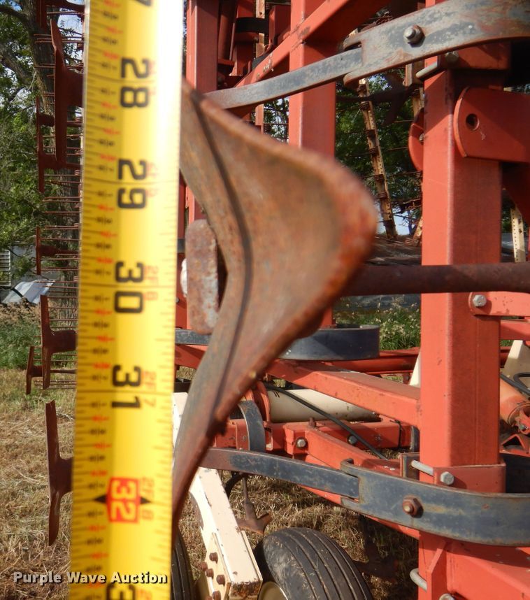 image for item KI9305 Krause 4241HR  field cultivator