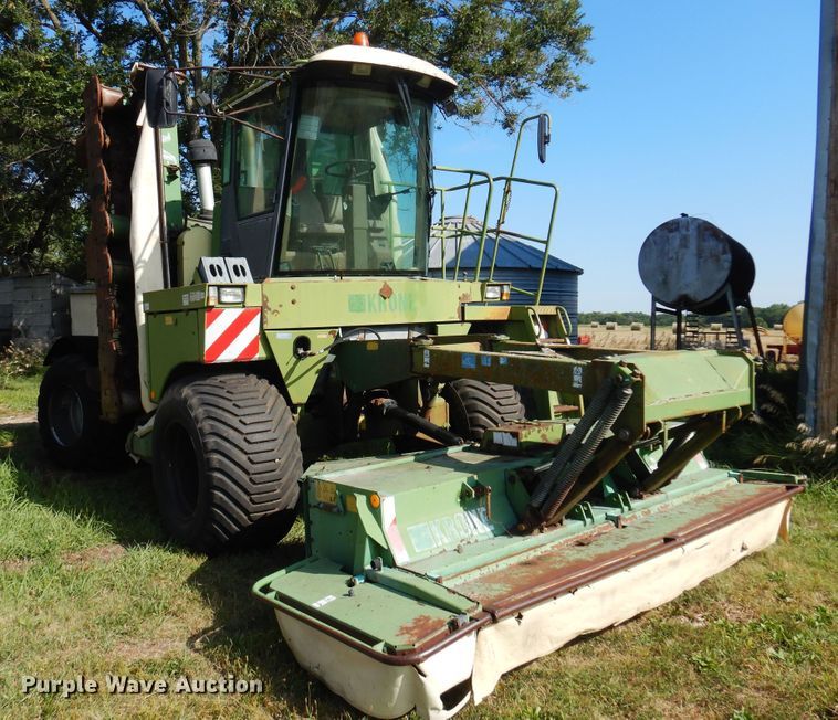 image for item KI9319 Krone Big M  windrower