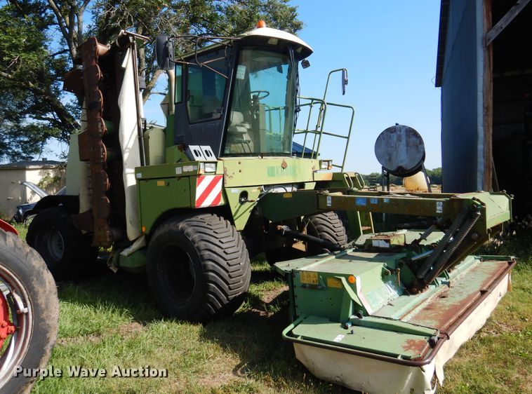 image for item KI9319 Krone Big M  windrower