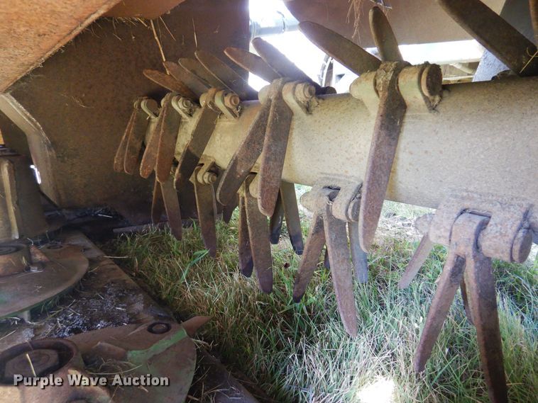 image for item KI9319 Krone Big M  windrower