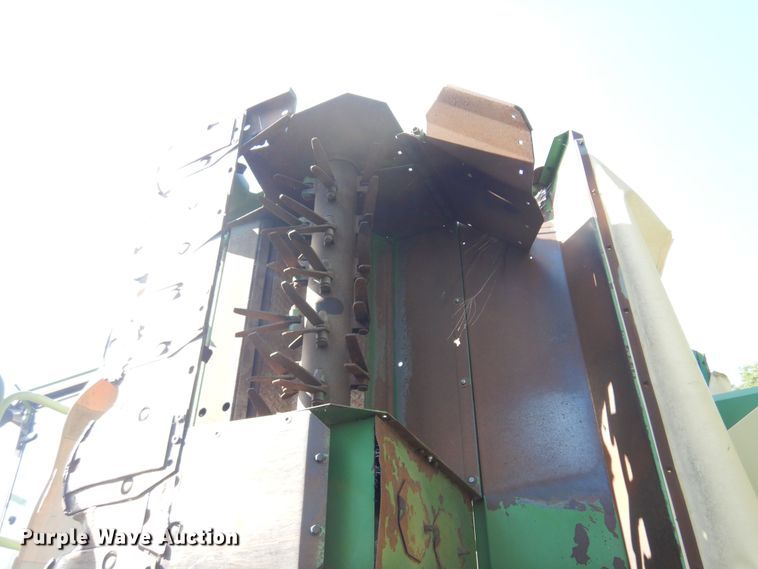 image for item KI9319 Krone Big M  windrower