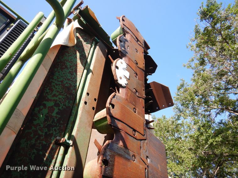 image for item KI9319 Krone Big M  windrower