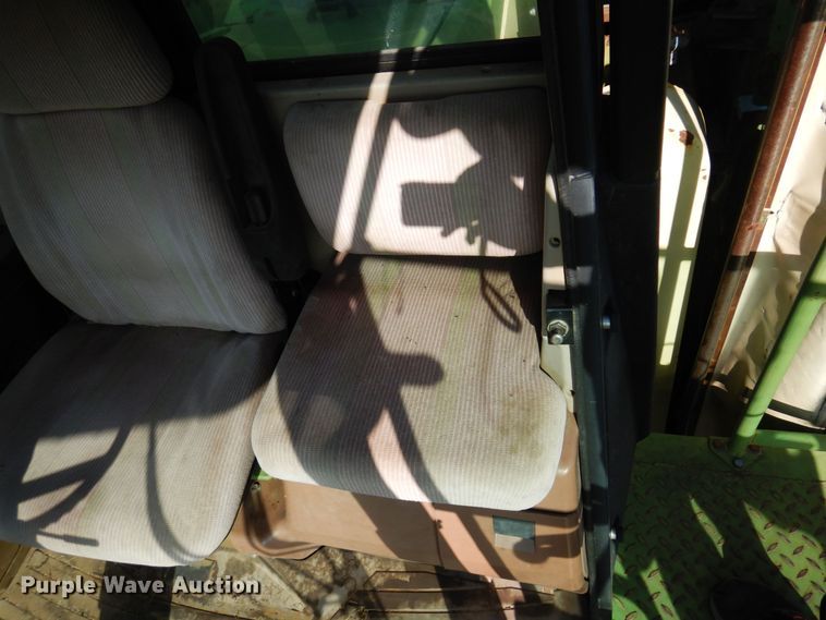 image for item KI9319 Krone Big M  windrower