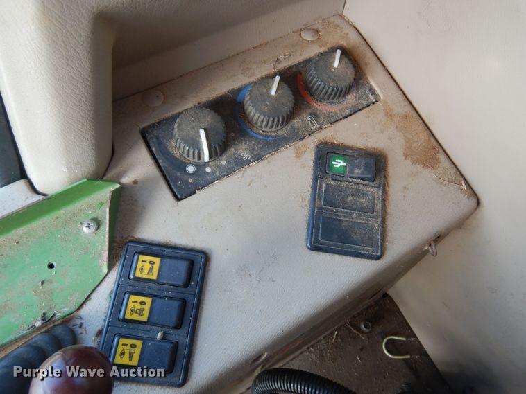 image for item KI9319 Krone Big M  windrower