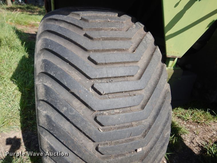 image for item KI9319 Krone Big M  windrower