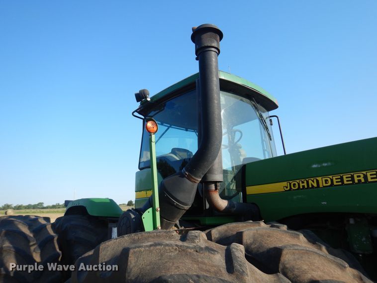 image for item KI9321 1997 John Deere 9400  4WD tractor