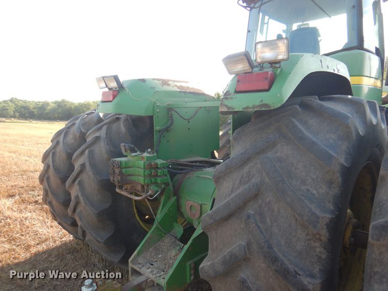 image for item KI9321 1997 John Deere 9400  4WD tractor