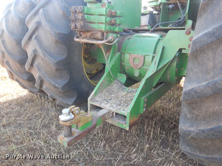 image for item KI9321 1997 John Deere 9400  4WD tractor