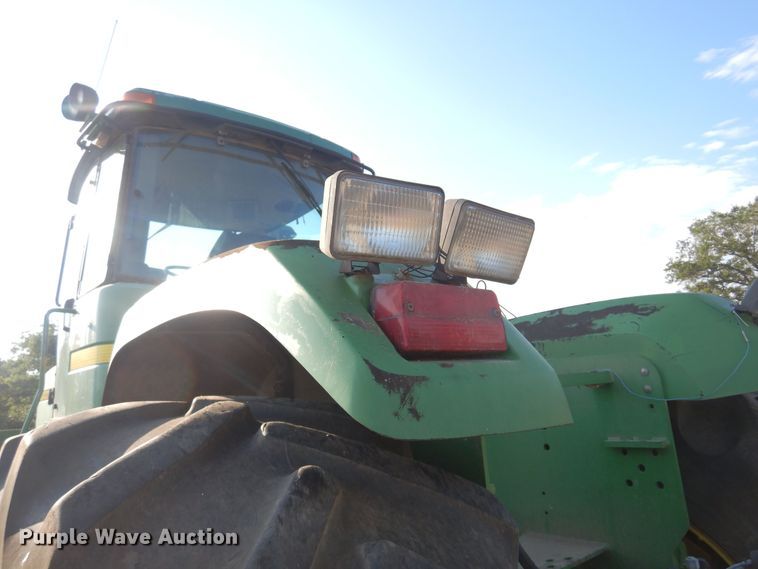 image for item KI9321 1997 John Deere 9400  4WD tractor