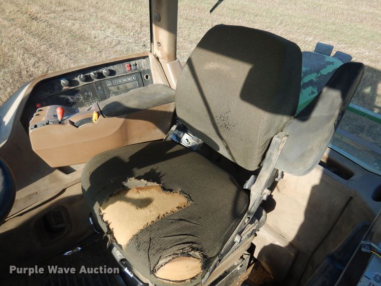 image for item KI9321 1997 John Deere 9400  4WD tractor