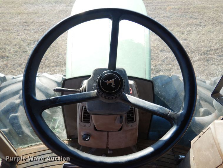 image for item KI9321 1997 John Deere 9400  4WD tractor