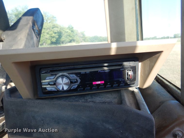 image for item KI9321 1997 John Deere 9400  4WD tractor