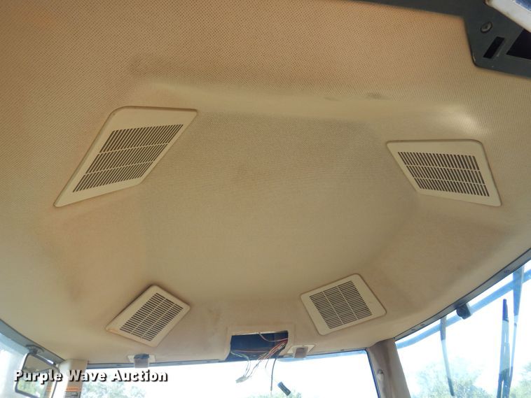 image for item KI9321 1997 John Deere 9400  4WD tractor