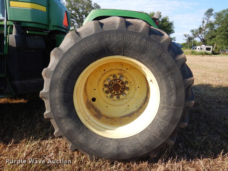 image for item KI9321 1997 John Deere 9400  4WD tractor