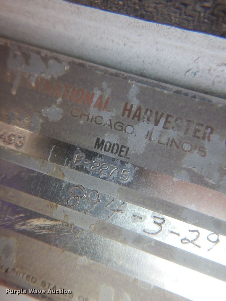 image for item KI9324 1979 International F2275  grain truck