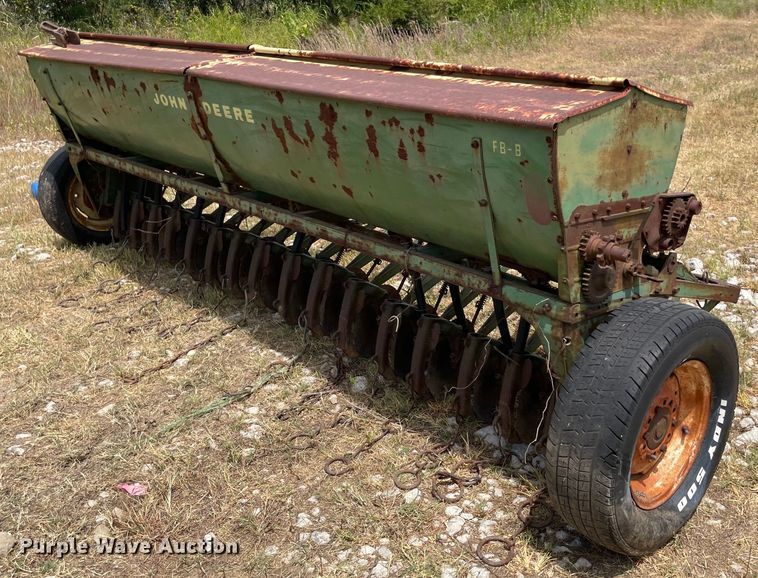 image for item KJ9700 John Deere FB B  grain drill