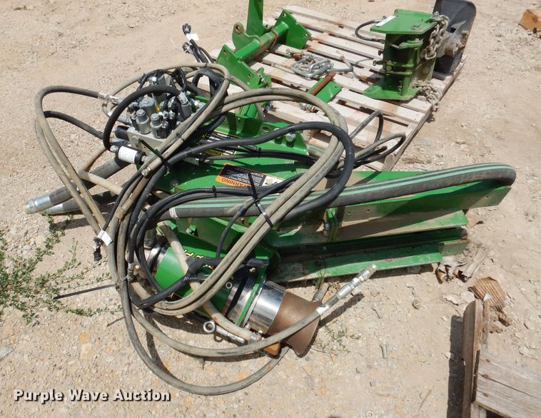 image for item KP9507 John Deere PitStop Pro  NH3 tank attachment system