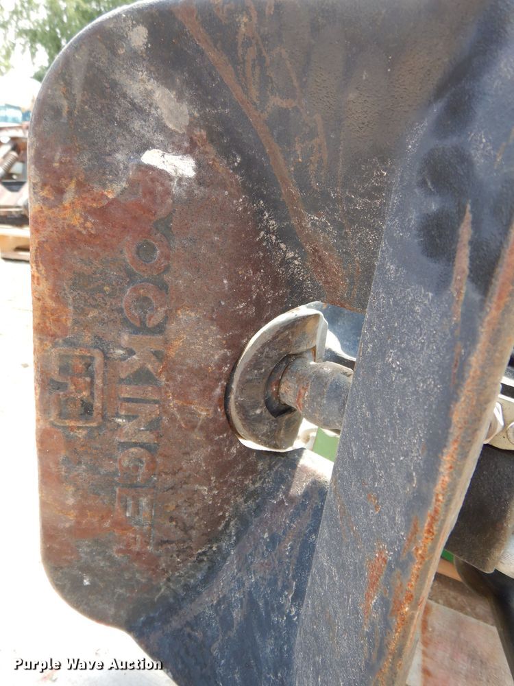 image for item KP9507 John Deere PitStop Pro  NH3 tank attachment system