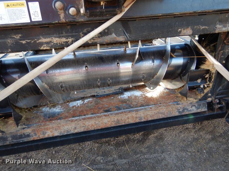 image for item LB9823 2011 MacDon FD70  flex draper head