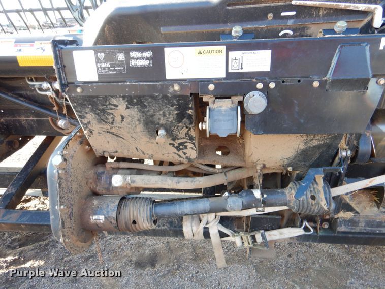 image for item LB9823 2011 MacDon FD70  flex draper head