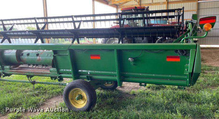 image for item LF9270 2007 John Deere 625F  HydraFlex flex head