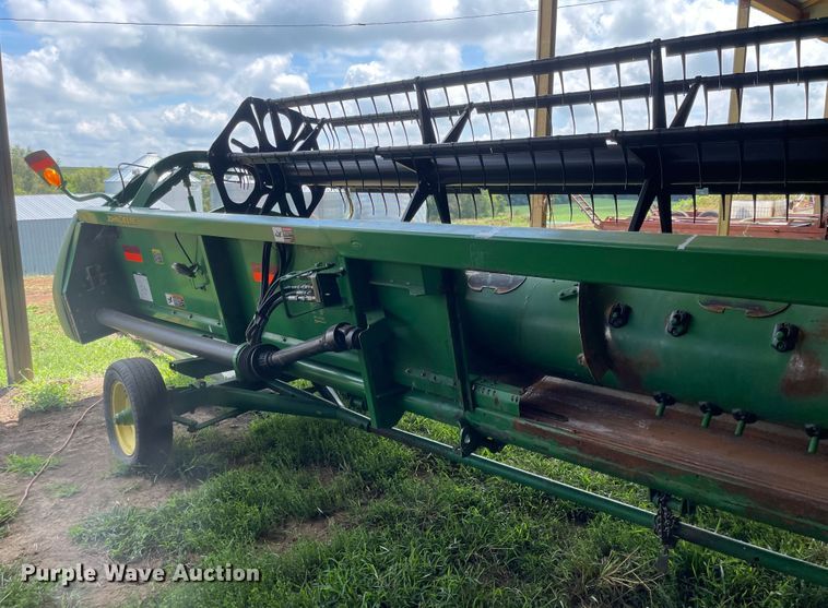 image for item LF9270 2007 John Deere 625F  HydraFlex flex head