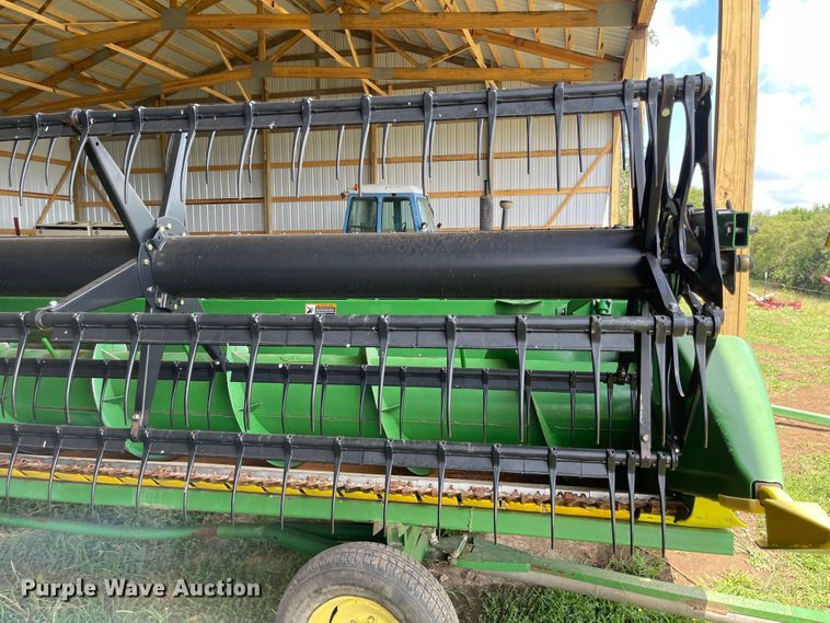 image for item LF9270 2007 John Deere 625F  HydraFlex flex head