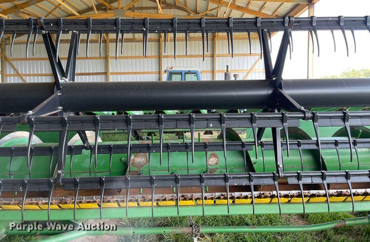 image for item LF9270 2007 John Deere 625F  HydraFlex flex head