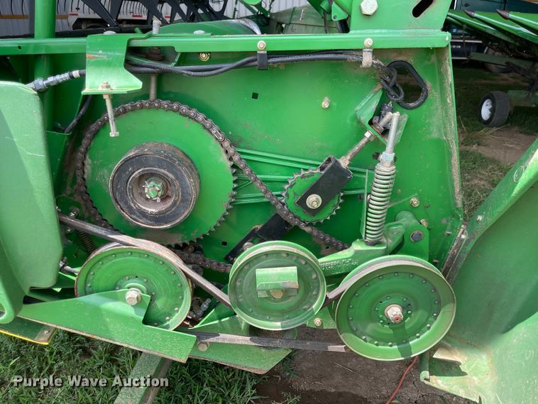 image for item LF9270 2007 John Deere 625F  HydraFlex flex head