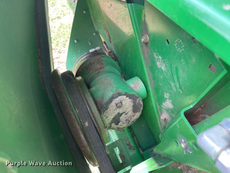 image for item LF9270 2007 John Deere 625F  HydraFlex flex head