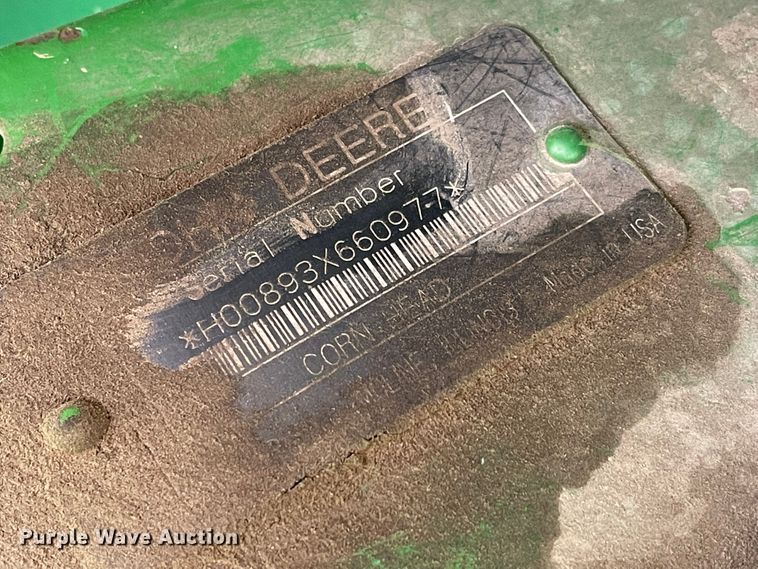 image for item LF9271 1995 John Deere 893  corn head