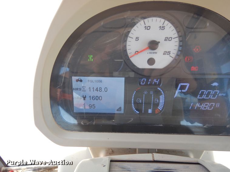 image for item LT9911 2015 Massey Ferguson 8732  MFWD tractor