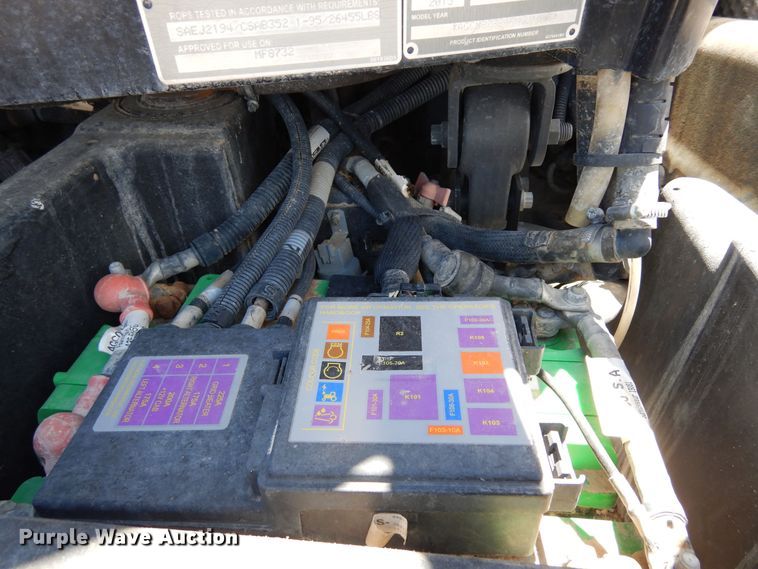 image for item LT9911 2015 Massey Ferguson 8732  MFWD tractor